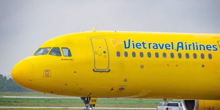 Đại gia từ bỏ cuộc chơi ‘đốt tiền’, Vietravel Airlines chờ tái sinh