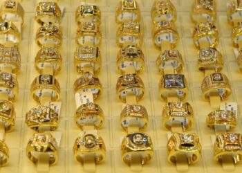 Giá vàng hôm nay trong nước đắt hơn thế giới 22 triệu/lượng, Thống đốc Nguyễn Thị Hồng thừa nhận nguy cơ thao túng giá