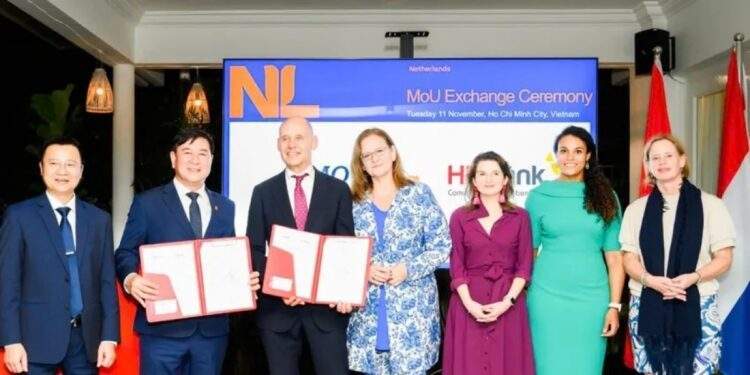 HDBank joins forces with FMO to advance green finance