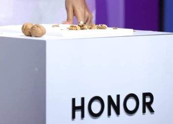 HONOR X9d: Khi tinh thần chiến binh 'bền bỉ" trở thành bản sắc công nghệ