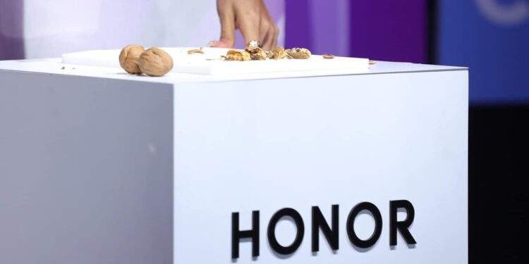 HONOR X9d: Khi tinh thần chiến binh 'bền bỉ" trở thành bản sắc công nghệ