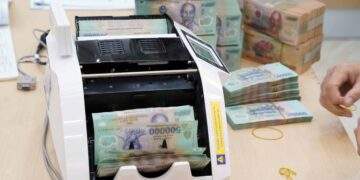 Hàng loạt cá nhân nợ thuế tiền triệu bị tạm hoãn xuất cảnh