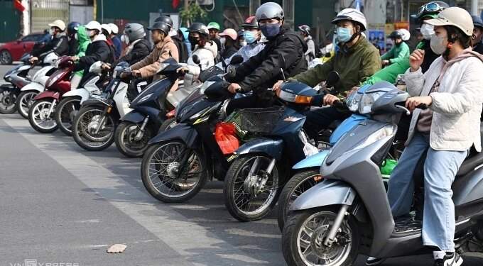 Hanoi to offer up to $190 for residents switching to electric motorbikes