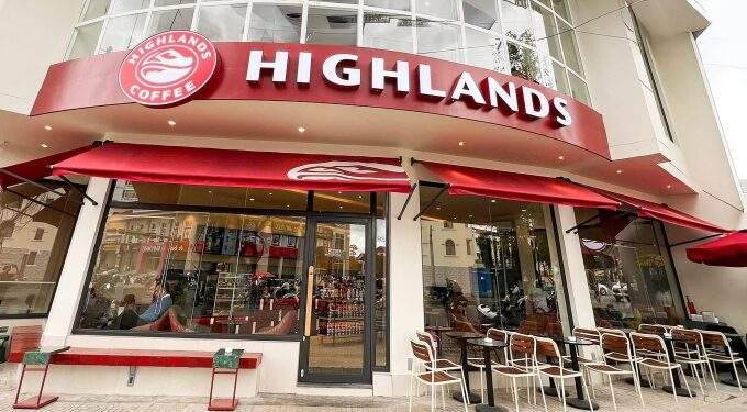 Highlands Coffee reports 17% jump in 3rd quarter earnings
