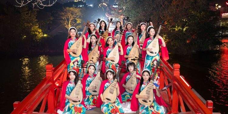 Hoàn thiện thể chế, chính sách phát triển công nghiệp văn hóa