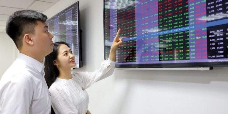 Investor accounts surge as stock market breaks records