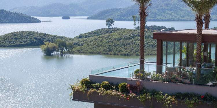 Cảnh quan Hồ Núi Cốc nhìn từ dự án Flamingo Maison 108.