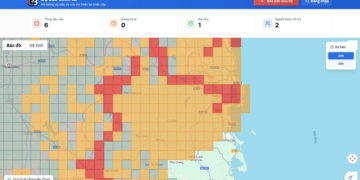 Nhóm kỹ sư FPT thức trắng đêm làm phần mềm miễn phí giúp dự báo mưa lũ, theo dõi ngập và gửi tín hiệu kêu cứu