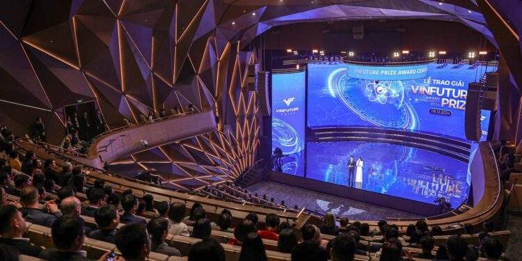 Quy tụ các nhà khoa học lừng danh thế giới