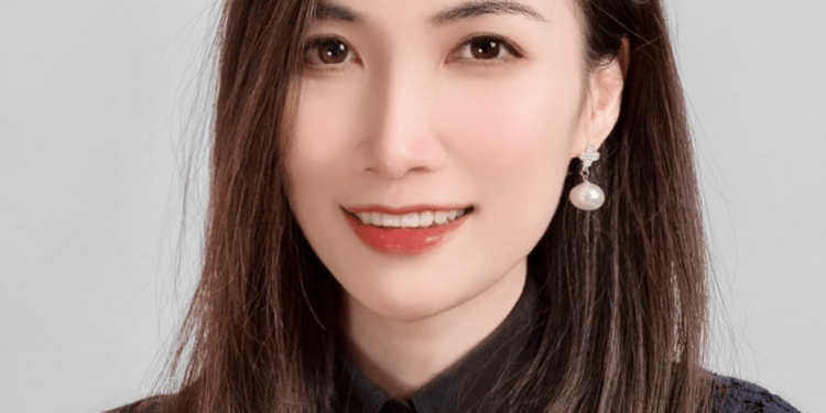 Bà Rachel Isenschmid, Tổng Thư ký Diễn đàn Kinh tế Thụy Sĩ – Việt Nam 2025.