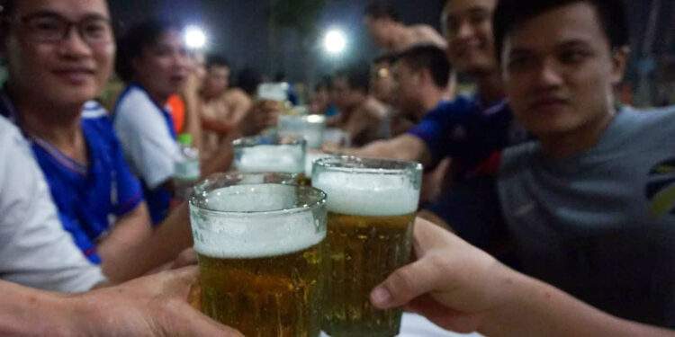 Sai lầm khiến quán bia ‘kiểu mới’ lỗ 2 tỷ, đóng cửa sau 1 năm