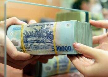 Tại sao nhiều trường hợp nợ thuế vài triệu đồng cũng bị tạm hoãn xuất cảnh?