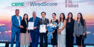 The certificate was handed to Huong Viet Holdings at the official launch event of WiredScore in Vietnam. Photo courtesy of The Hallmark