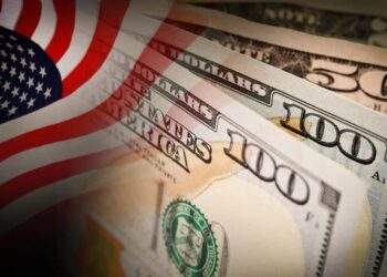 Thế giới chịu áp lực giảm, giá USD chợ đen bốc hơi 179 đồng