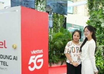 Thỏa sức trải nghiệm tiện ích công nghệ của Viettel tại Hội chợ Mùa Thu