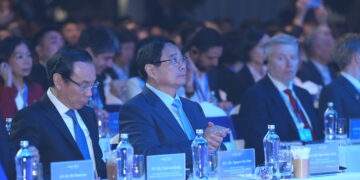 Thủ tướng nêu rõ Diễn đàn Kinh tế mùa Thu năm 2025 là sự kiện trang trọng thể hiện rõ nét sự hội tụ trí tuệ, sẻ chia tầm nhìn và hành động, lan tỏa lợi ích, tạo động lực của Việt Nam cùng với cộng đồng quốc tế.