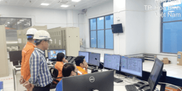 Tổ máy số 2 Nhà máy Thủy điện Hòa Bình mở rộng hòa lưới thành công