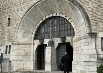 Tòa án Đức: Lê Trung Khoa đối mặt 6 tháng