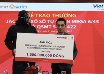 Trúng Vietlott hơn 133 tỉ đồng sau hai năm mua cùng dãy số