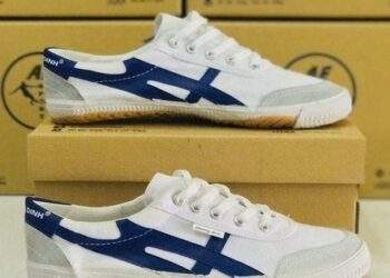 UBND Hà Nội muốn thoái vốn, cổ phiếu hãng giày từng "vang bóng một thời" trên sàn có biến