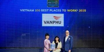 Văn Phú được vinh danh Top 100 nơi làm việc tốt nhất Việt Nam 2025