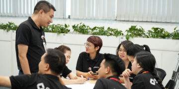 Văn hoá học tập - ‘Chìa khóa’ giúp ROX Group phát triển bền vững