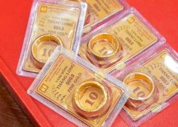 Vàng SJC và nhẫn giảm đi ngược xu hướng thế giới