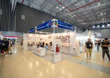 Hơn 400 thương hiệu tham gia trưng bày tại triển lãm.