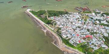 VinSpeed to build $3.3B high-speed rail linking downtown HCMC and coastal Can Gio, set to operate in 2028