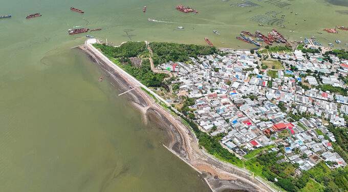 VinSpeed to build $3.3B high-speed rail linking downtown HCMC and coastal Can Gio, set to operate in 2028