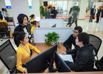 Bộ phận Một cửa của Bộ Khoa học và Công nghệ được tổ chức theo mô hình “một cửa tập trung”, thay cho cách tiếp cận phân tán theo từng đầu mối đơn vị chuyên môn như trước đây.