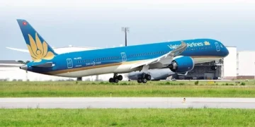 CEO Vietnam Airlines nói về cú sốc ‘sáng ngủ dậy mất 3 triệu USD’
