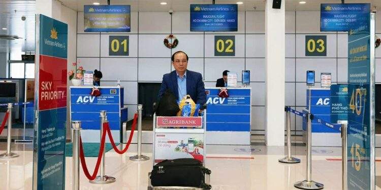 Đường bay TP. HCM – Điện Biên được Vietnam Airlines khai thác với tần suất hai chuyến mỗi tuần.