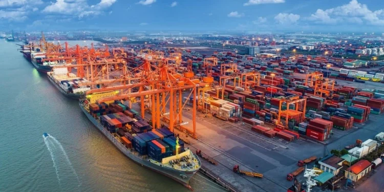 2025 tiếp tục là một năm Việt Nam đạt được hầu hết những mục tiêu kinh tế vĩ mô - Ảnh minh họa.