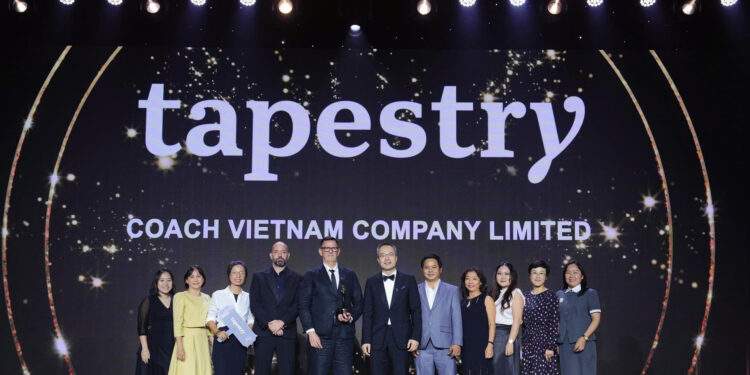 Coach Việt Nam 6 năm liên tiếp nhận giải Nơi làm việc tốt nhất châu Á 2025