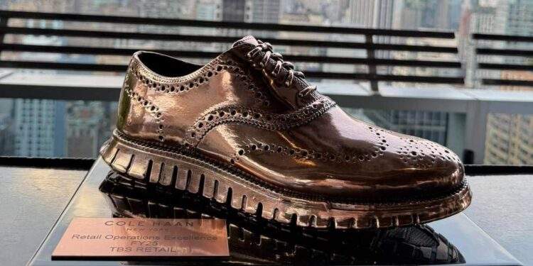 Cole Haan Việt Nam vượt chuẩn mực toàn cầu, vinh dự nhận Giải thưởng ‘Retail Operation Excellence’