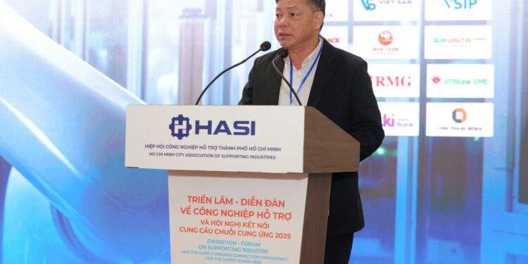 Ông Hà Văn Út  khẳng định công nghiệp hỗ trợ chỉ có thể lớn mạnh nếu có sự hợp lực giữa Nhà nước, doanh nghiệp, hiệp hội và viện trường, trong đó doanh nghiệp chính là trung tâm của hệ sinh thái này.