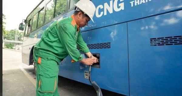 Đàm phán thành công vụ 500 xe buýt chạy khí CNG tại TPHCM trước thời điểm 2026