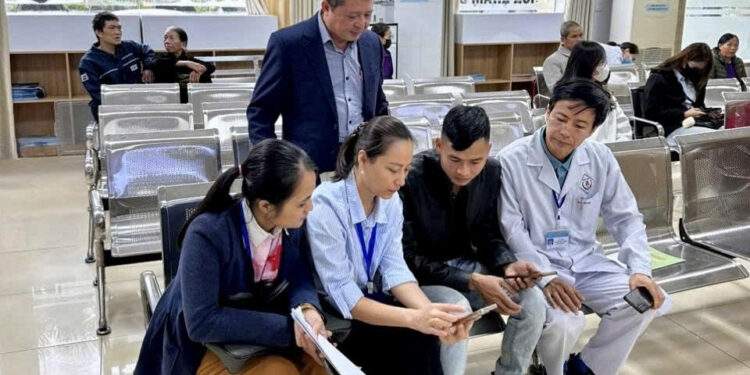 Đẩy mạnh chuyển đổi số, triển khai hiệu quả Đề án 06 năm 2025