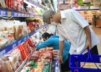 Người tiêu dùng Việt đang dần thay đổi thói quen mua sắm. Ảnh minh họa.