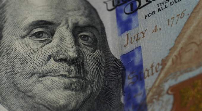 Dollar declines against dong - VnExpress International