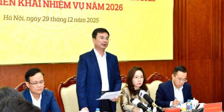 Dư nợ tín dụng tăng gần 18%, hỗ trợ vốn các lĩnh vực ưu tiên