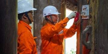 EVNHANOI triển khai 5 dịch vụ điện gia tăng