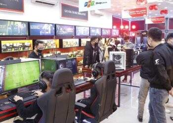 FPT Shop đạt bước tiến mới trong lắp ráp máy tính cá nhân