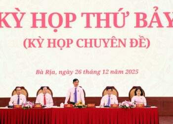 Chủ tịch HĐND TP.Hồ Chí Minh Võ Văn Minh phát biểu tại Kỳ họp - Ảnh: Cổng thông tin điện tử TP. Hồ Chí Minh.