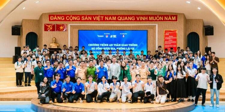 HEINEKEN Vietnam partners with Ho Chi Minh City Traffic Police on road safety drive