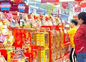Hà Nội dự trữ hàng Tết Bính Ngọ 2026 tăng 10%-20%