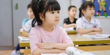 Hướng đến miễn phí sách giáo khoa trước 2030