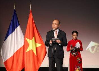 Ông Đinh Toàn Thắng, Đại sứ Việt Nam tại Pháp, phát biểu tại Lễ khai mạc Tuần lễ “Điện ảnh Việt Nam - Hành trình Ánh sáng” diễn ra vào ngày 5/12 tại Pháp.