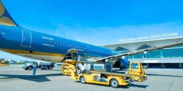 Khai thác trở lại các chuyến bay từ sân bay Vinh